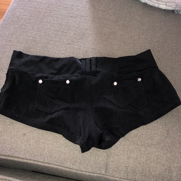 Lovers lane booty shorts - Picture 2 of 2